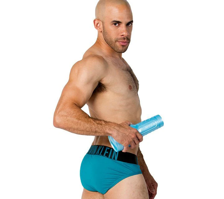 Austin Wilde - Image 16