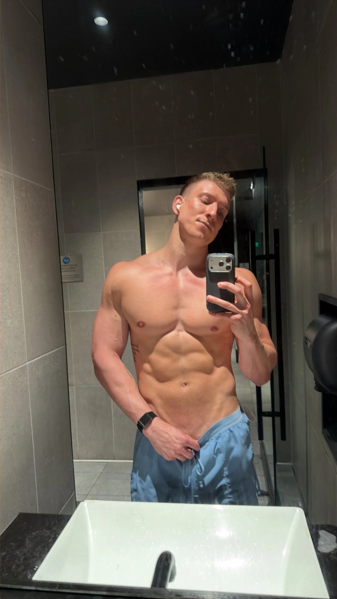 Bryce Jaxxx Jax hole - Image 2