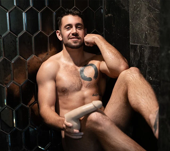 Dante Colle - Dildo - Image 3